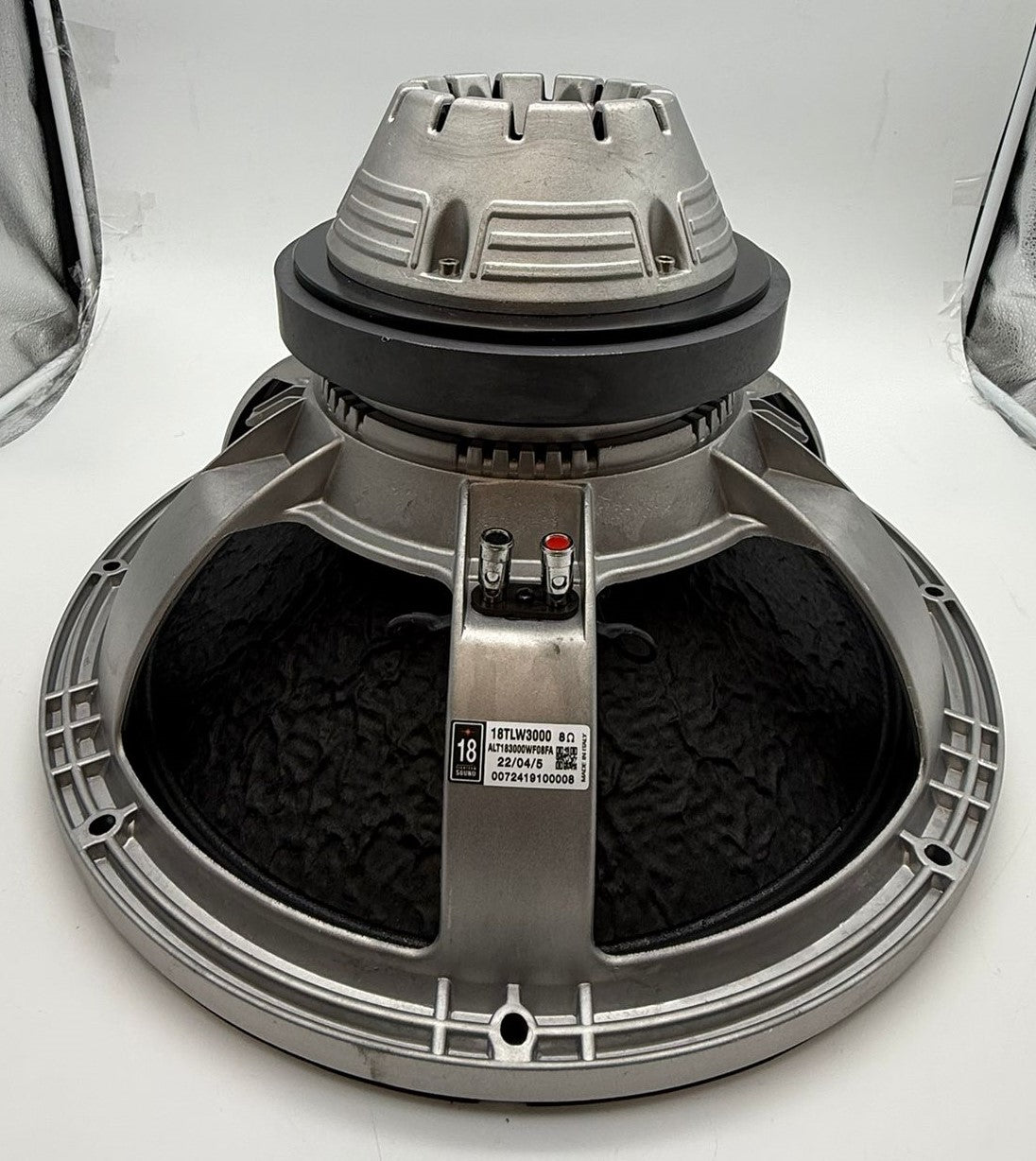Eighteen Sound 18TLW3000-8 18IN Woofer 3600w 8ohms