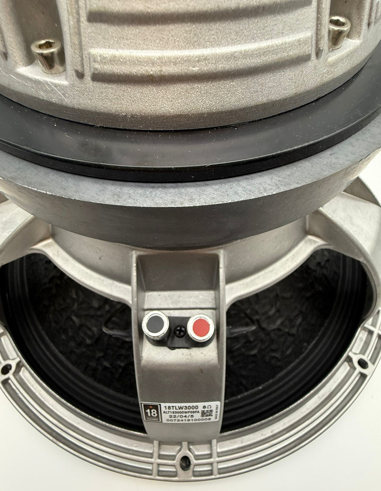 Eighteen Sound 18TLW3000-8 18IN Woofer 3600w 8ohms