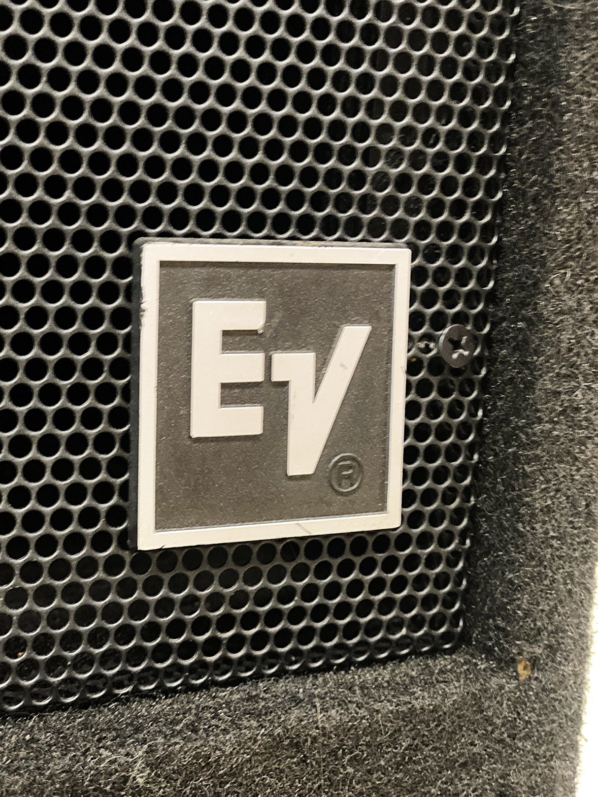 EV S-181 Pro Audio 18" Subwoofer Cabinet 8Ω, 2400W Peak