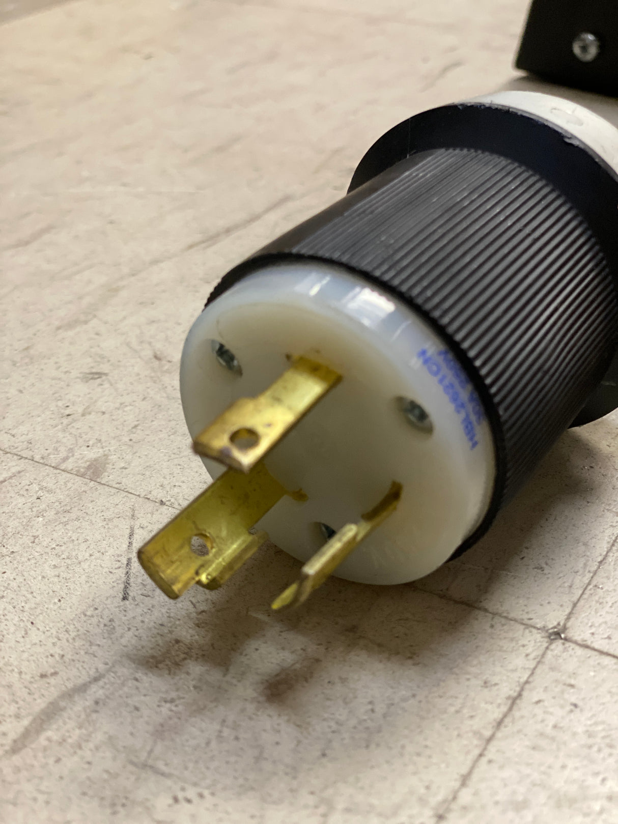 APC MXA102 208V, 7.5 kVA External PDU Power Supply Module