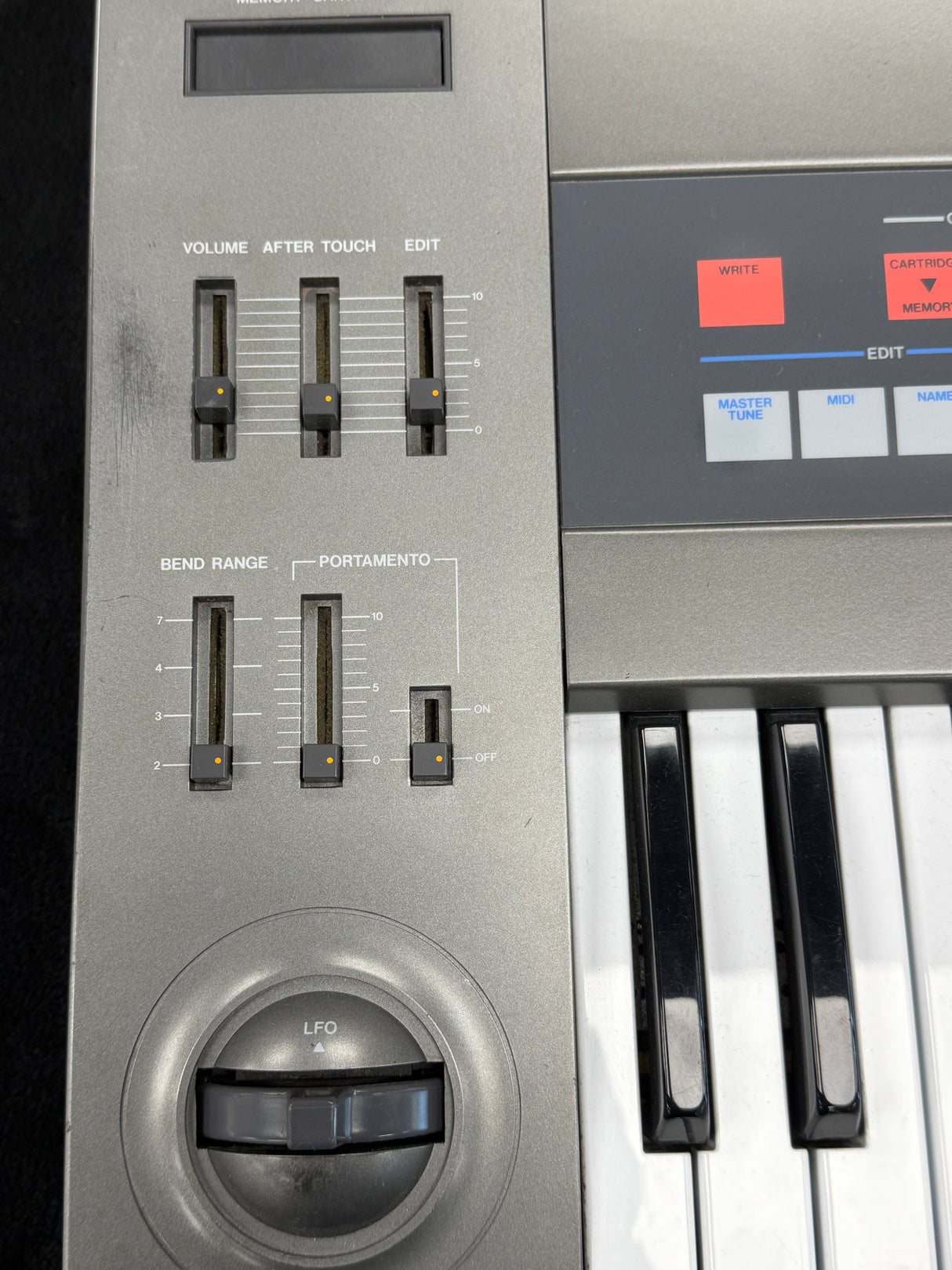 Roland JX-8P 61-Key Vintage Synthesizer